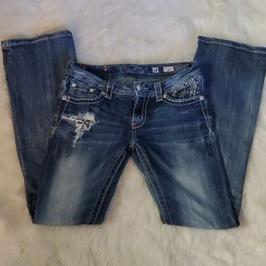 COPY - Women's Miss Me Distressed Jeans 28